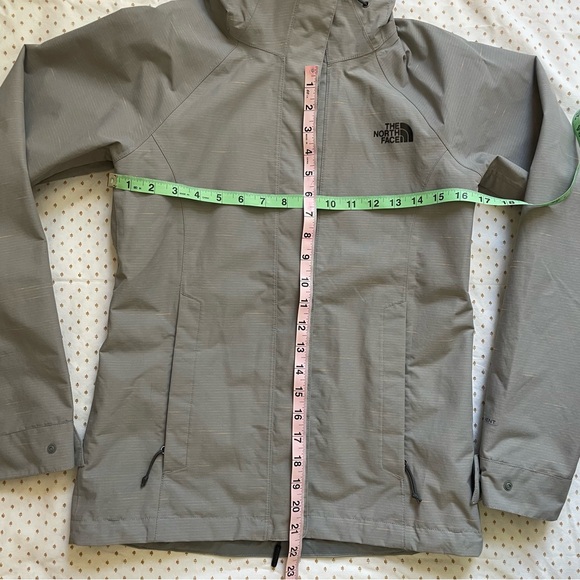 The North Face Women's Venture 2 Jacket Size XS - Picture 9 of 9